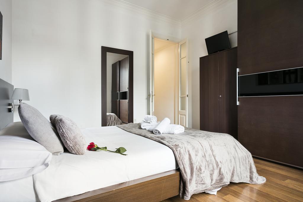 Habitat Apartments Ava 1 Barcellona Esterno foto